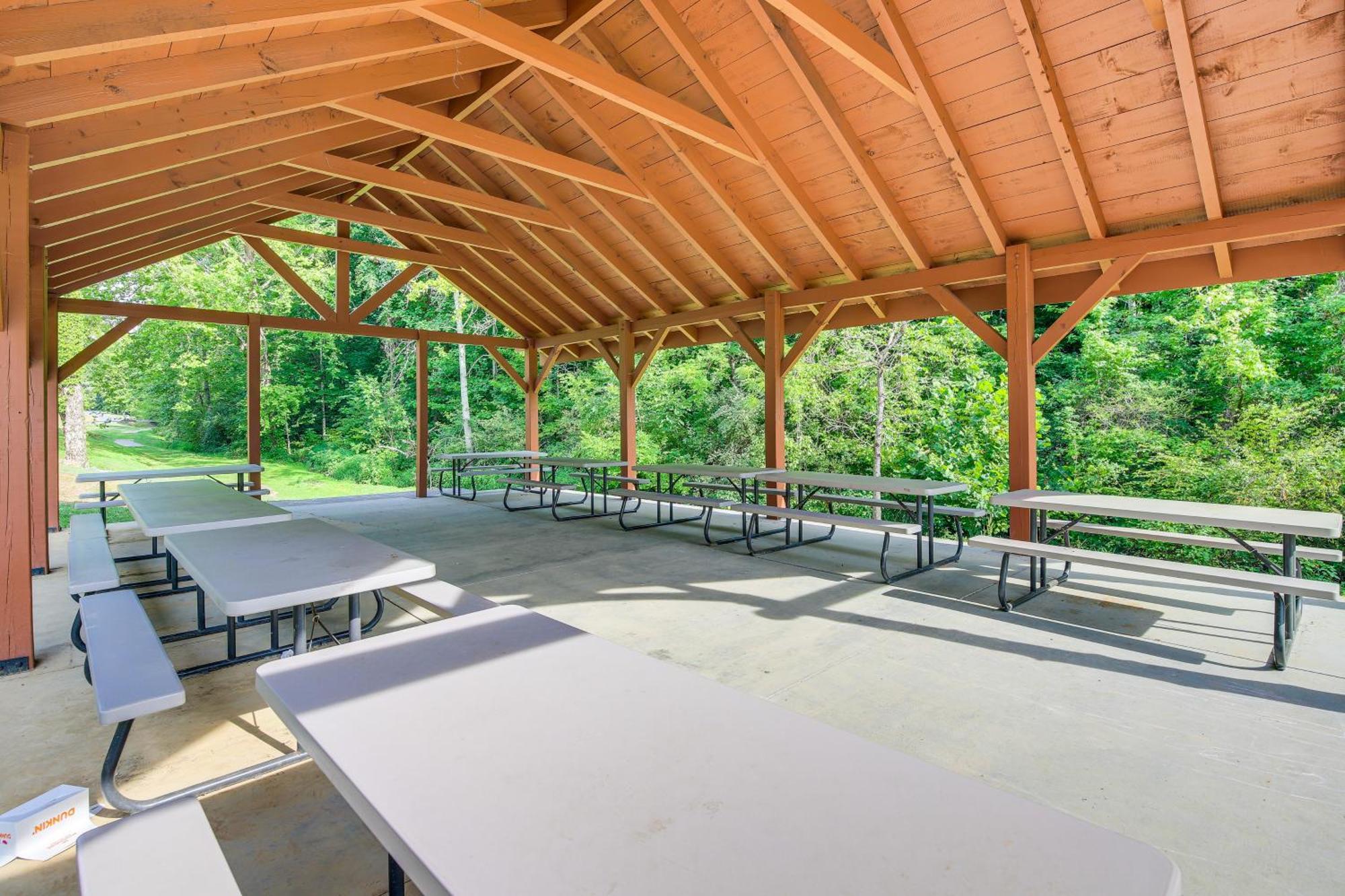 Pigeon Forge Cabin Premier Location And Hot Tub Luaran gambar