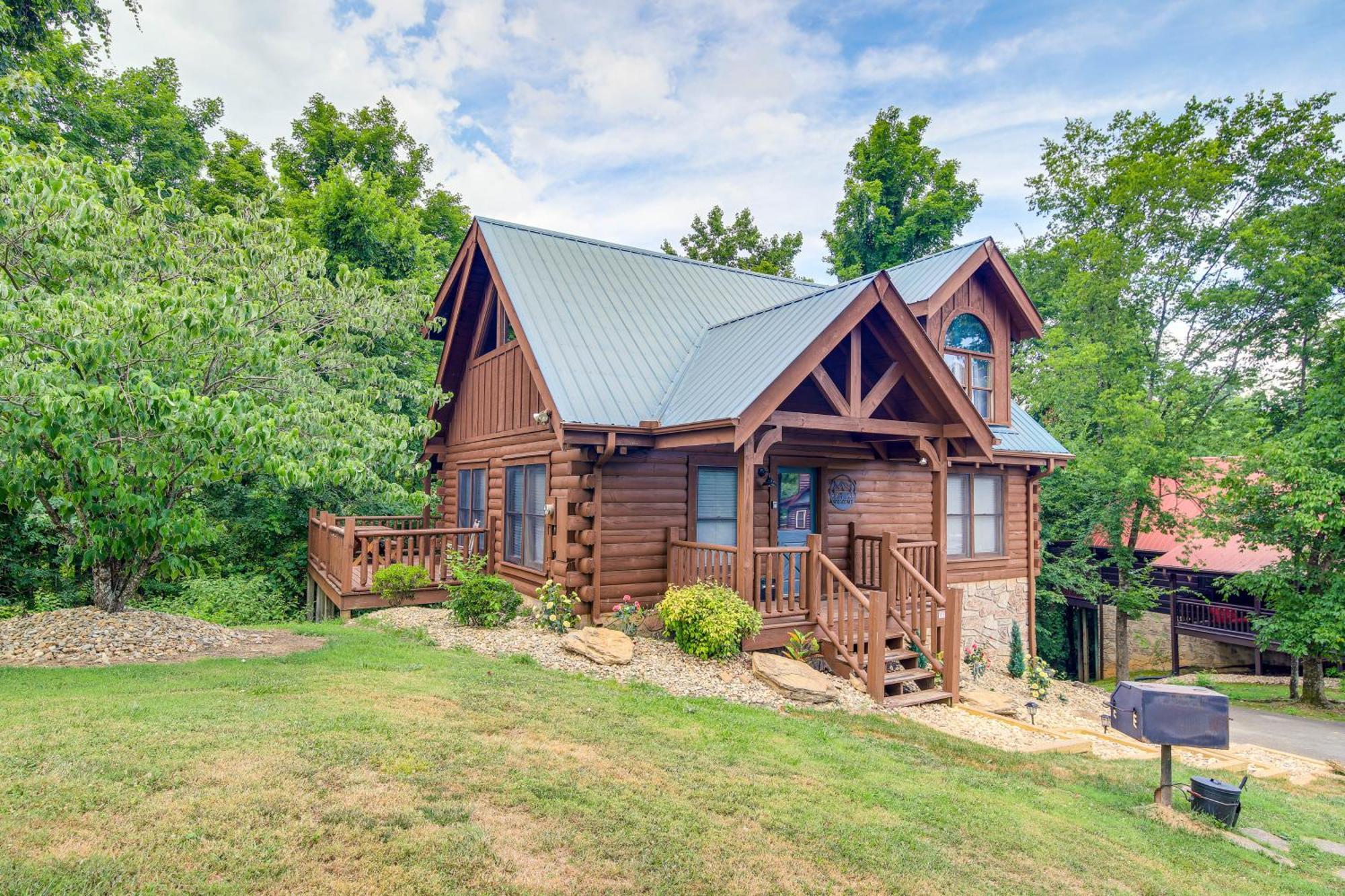 Pigeon Forge Cabin Premier Location And Hot Tub Luaran gambar
